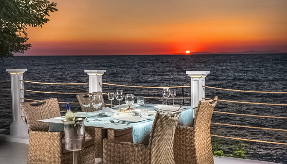 هتل کاریزما دلوکس کوش آداسی